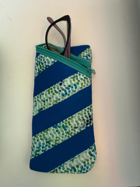 Multicolored Glasses Case